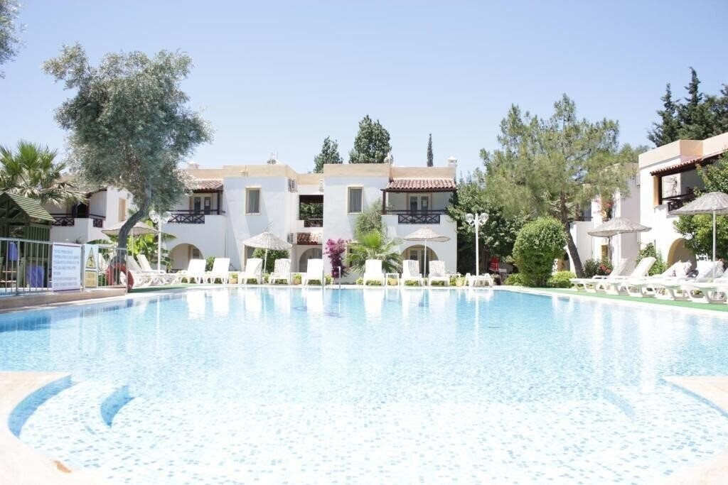 Toloman Hotel & Apartments 3* суреті