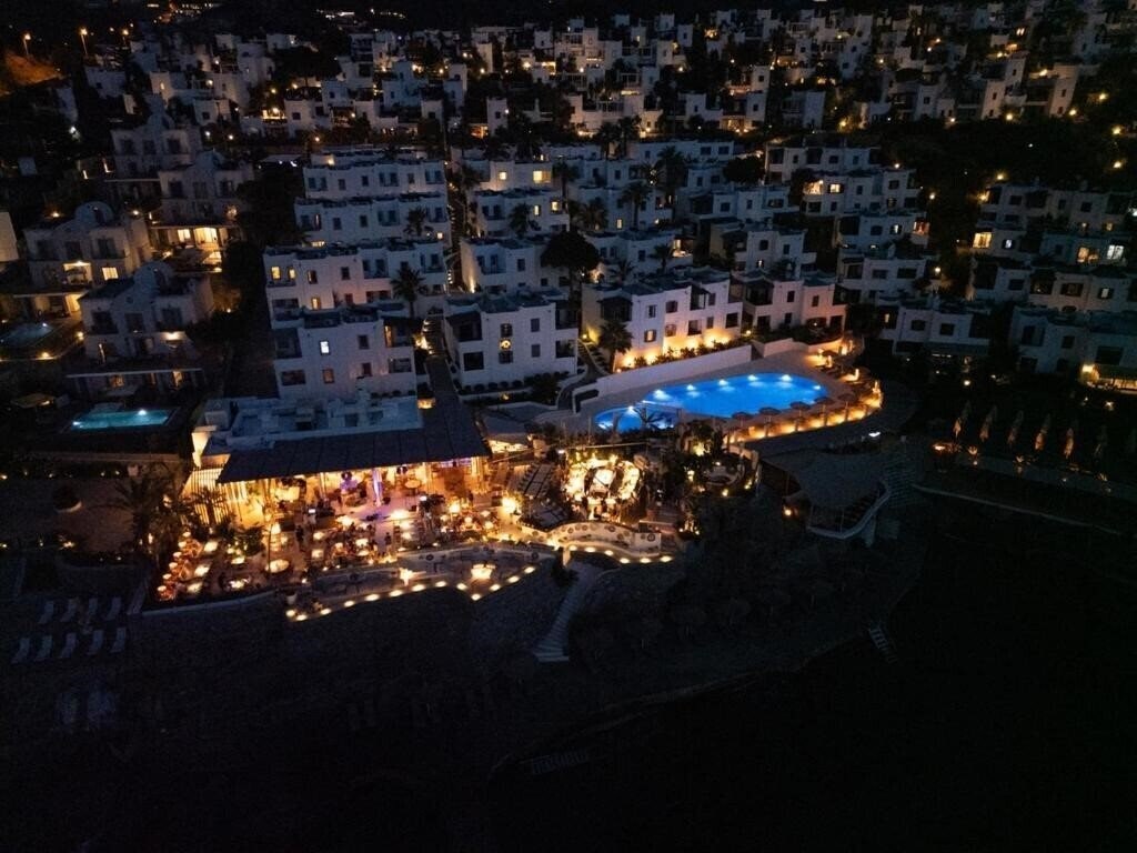 Yaz Beach Hotel 4* фотосуреті