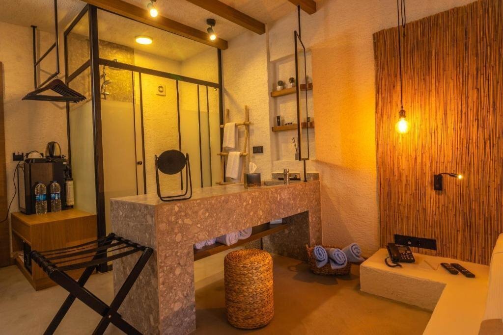 Изображение Very Chic Bodrum (ex. Very Chic Hotel, Magnific Hotel, Otium Senses Very Chic Hotel, Marvida Senses Very Chic, The Magnific) 5*