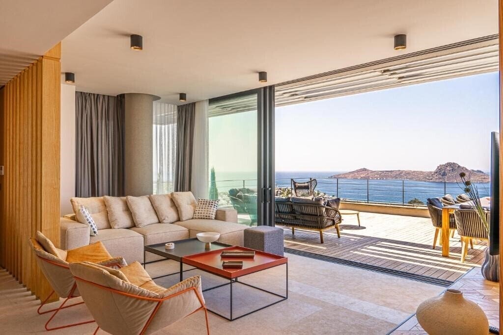 Фотография G Beyond Apartments & Villas 4*