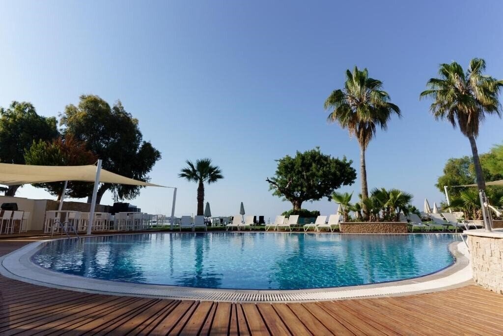 The Luvi Boutique 4* суреті