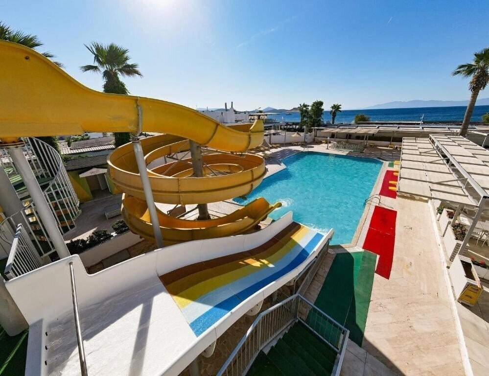 Petunya Beach Resort 4* суреті