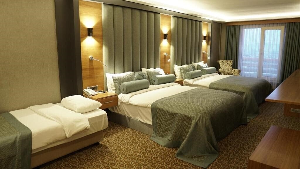 Фото Green Prusa Hotel 3*