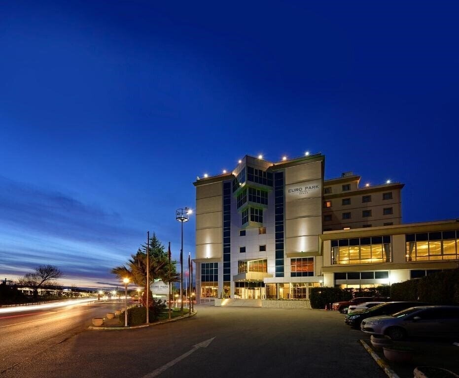 Отель Euro Park Hotel Bursa (ex. Holiday Inn Bursa) 5*