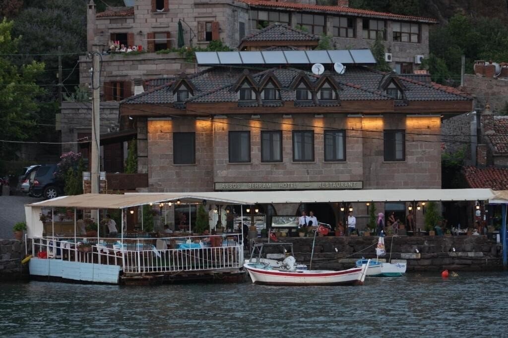 Изображение Assos Behram Hotel 1*