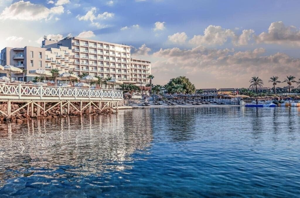 Фото Design Plus Seya Beach 5*