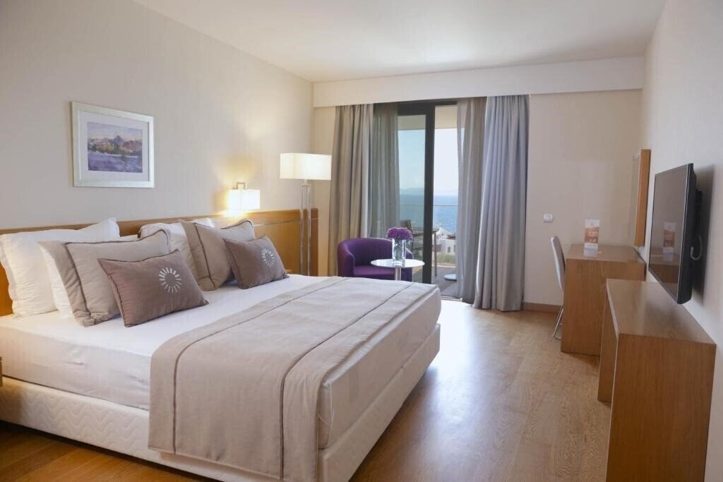 On Live Deluxe Hotel (ex. Onlive) 5* фотосуреті