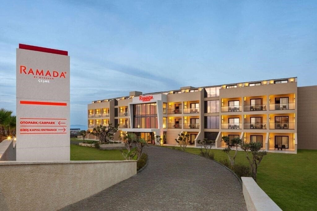 Фото Ramada by Wyndham Cesme 3*