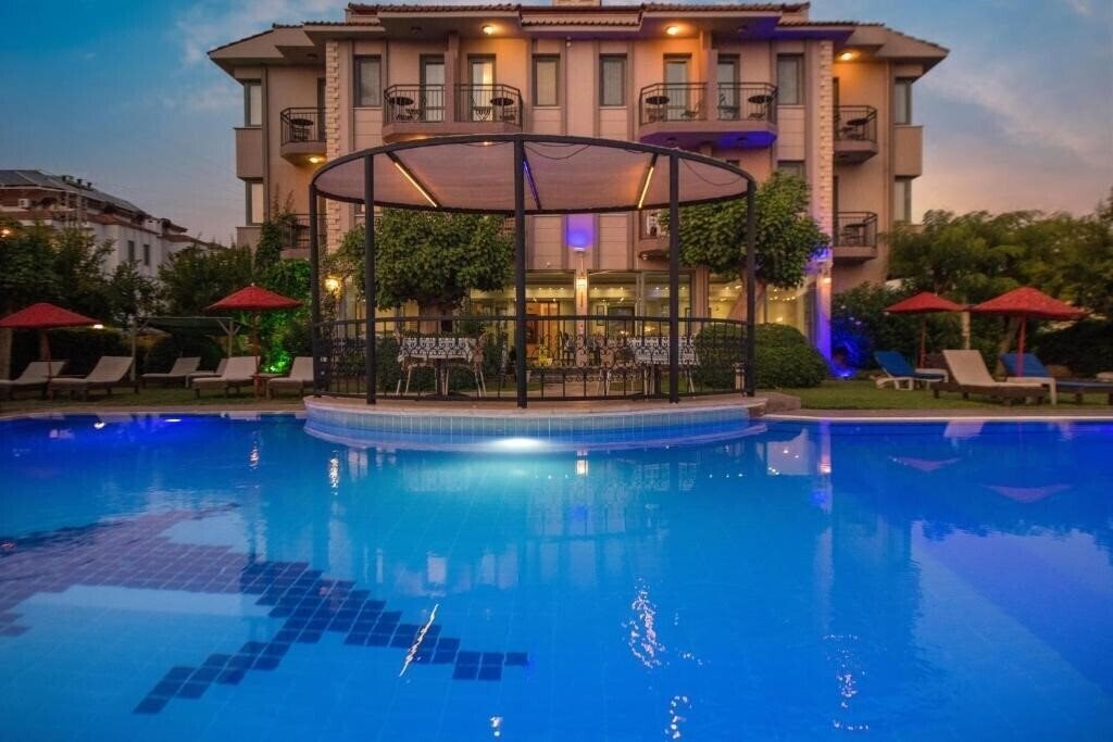 Фото Golden Moon 3*