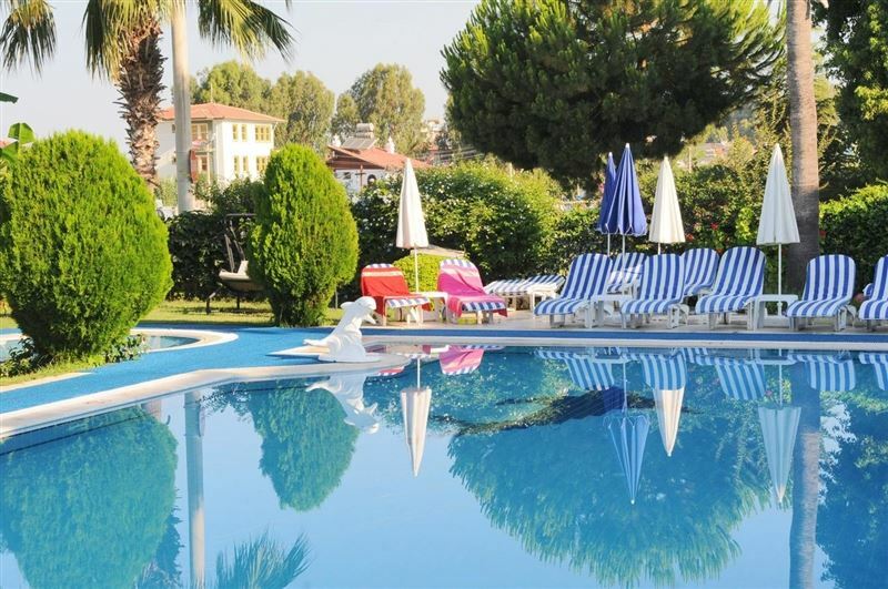 Фото Golden Moon 3*