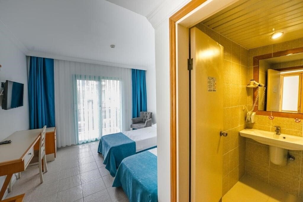 Фотография Rebin Beach 3*