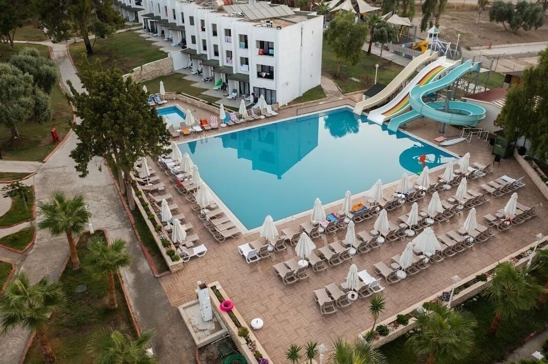 Фото Ada World Hotel 4*