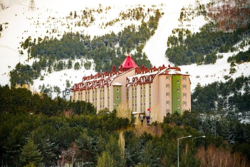 Palan Ski & Convention Resort Hotel (ex. Palan Hotel) 4* қонақ үйі