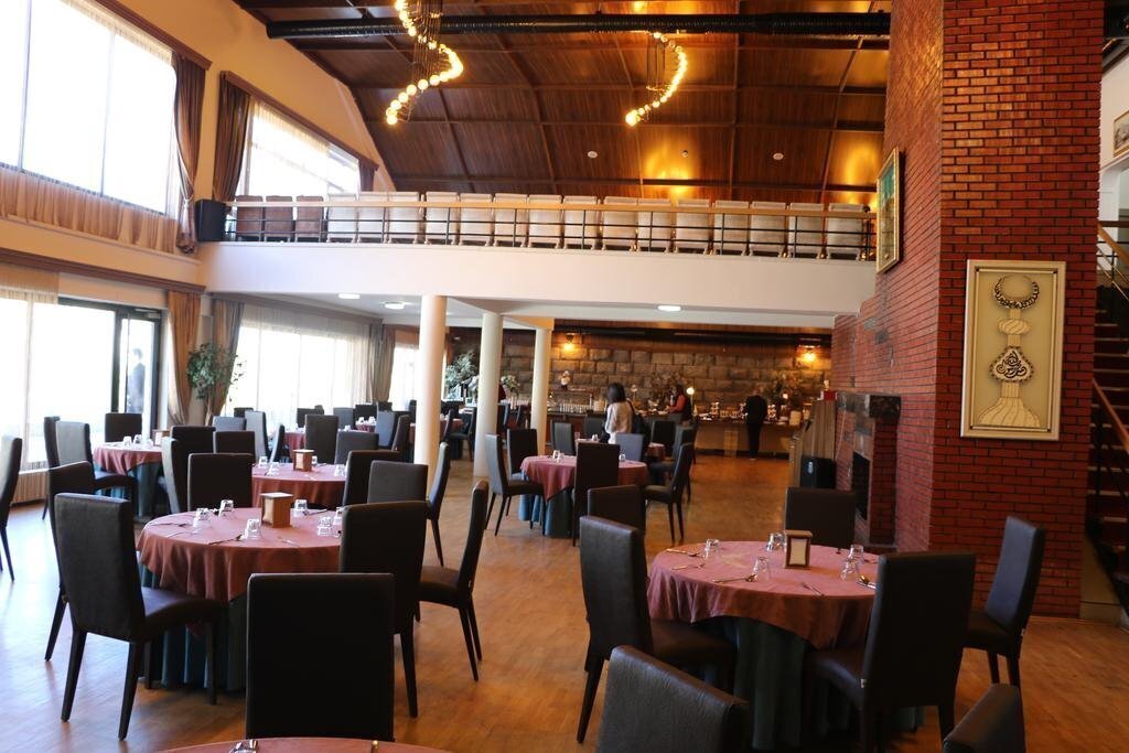 Отель Snow Dora Villa 3*