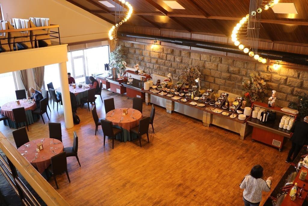 Фото Snow Dora Villa 3*