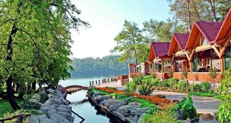 Отель The Bay Beach Club 5*