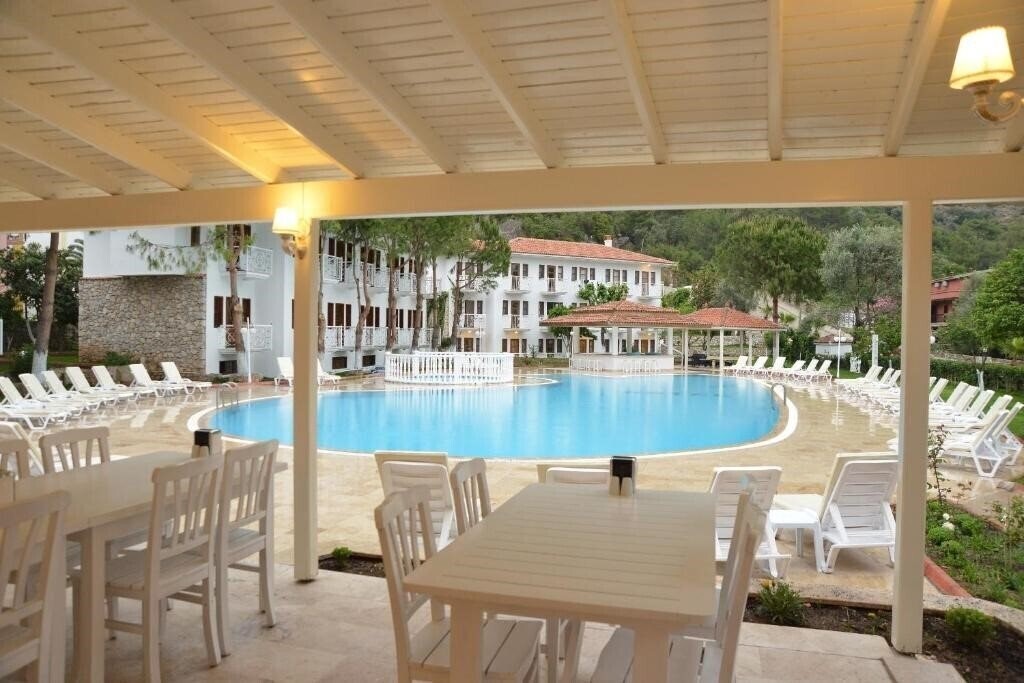 Изображение White Hotel Fethiye 3*