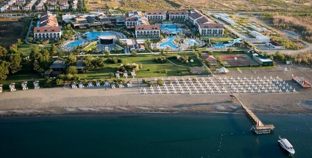 Отель Akra Fethiye Tui Blue Sensatori (ex. Tui Sensatori Resort Barut Fethiye, Barut Fethiye Sensatori) 5*
