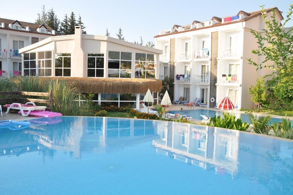 Отель Sahra Su Holiday Village & SPA 4*