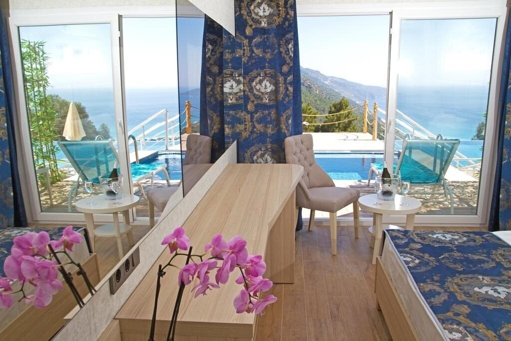 Sertil Deluxe Hotel & SPA (ex. Tropical Suites by Sertil, Ramada by Wyndham Fethiye Oludeniz) 4* фотосуреті