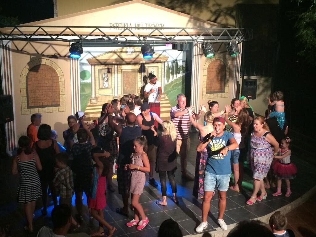 Perdikia Hill 4* фотосуреті