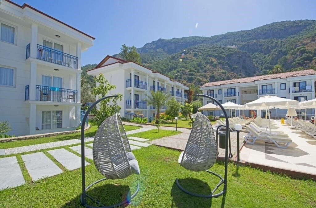 Изображение Belcekum Beach Hotel 4*