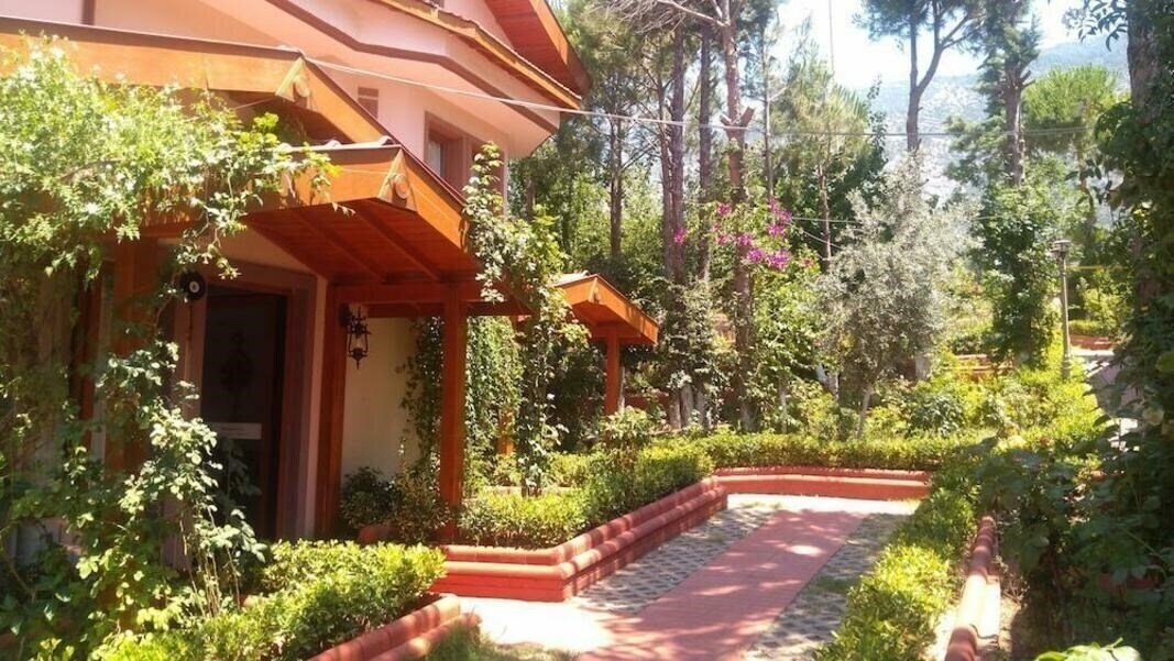 Фото Boncuklu Otel 3*