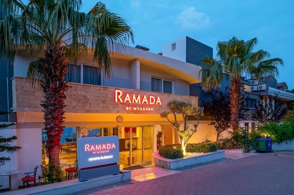 Ramada By Whyndham Oludeniz 4* фотосуреті