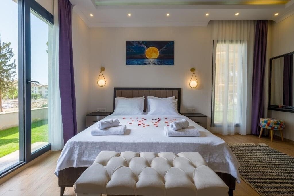 Отель Tanrise City Residence (ex. Sunrise City Residence) 4*