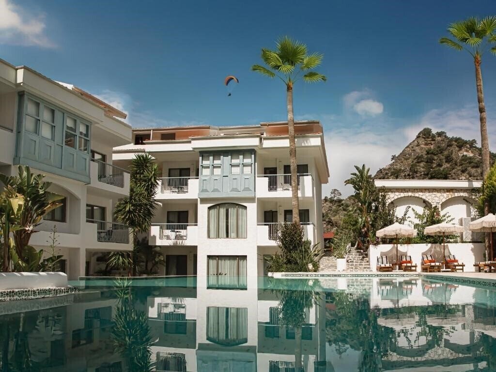Отель Kassandra Boutique Hotel 3*