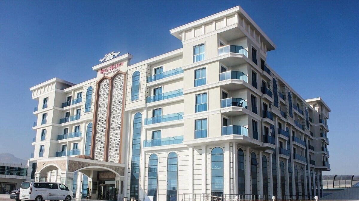 Отель Budan Thermal Spa Hotel & Convention Center 5*