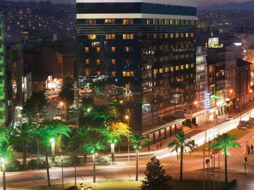 Картинка Movenpick Hotel Izmir 5*