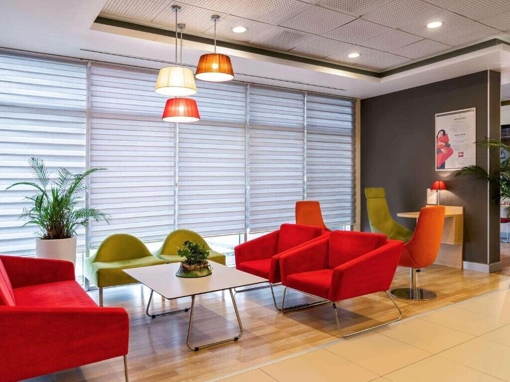 Фотография Ibis Izmir Alsancak 4*