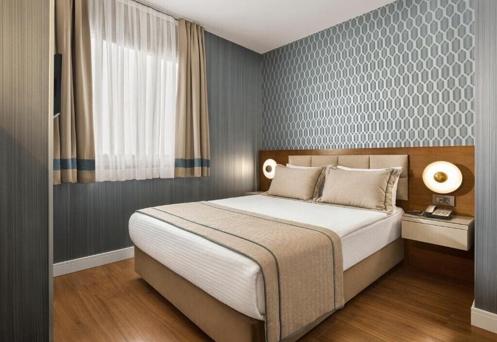 The New Hotel Zeybek 3* қонақ үйі