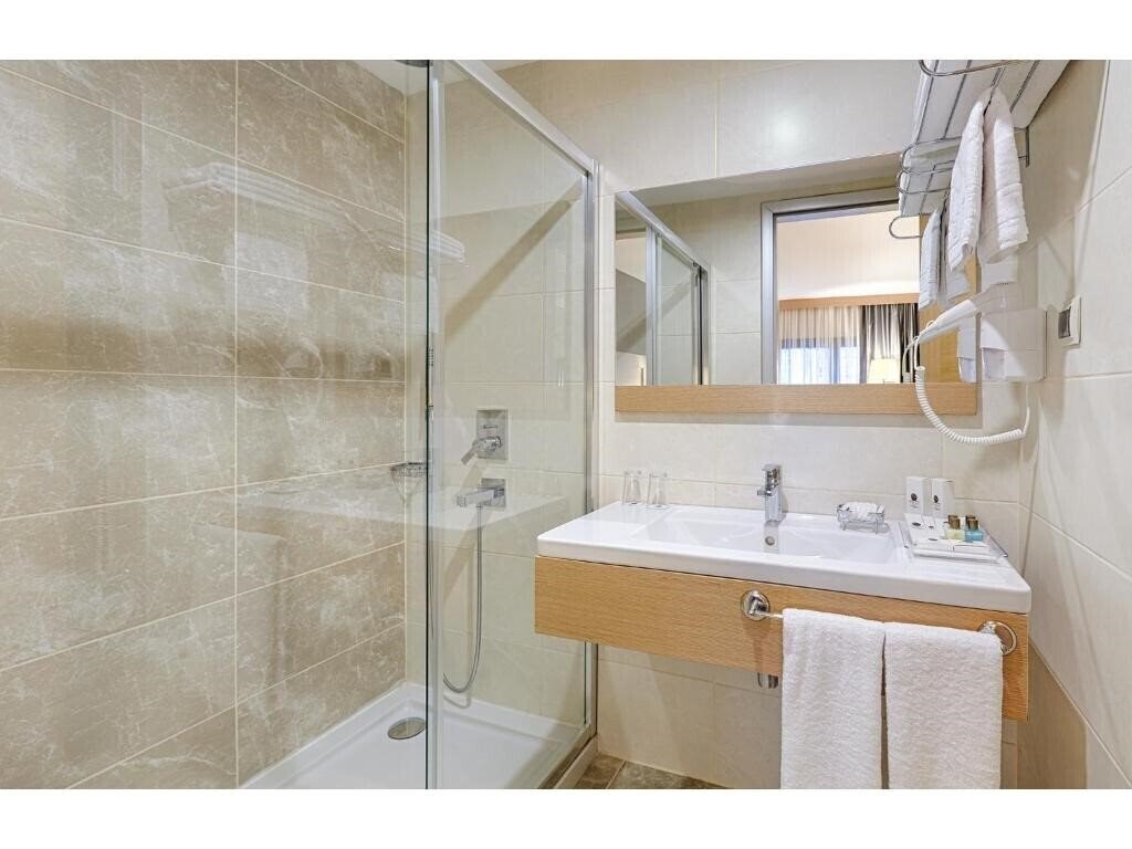 Фотография Kordon Hotel Cankaya 4*