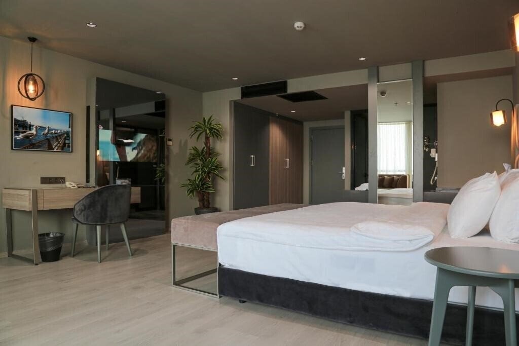 Pasaport Pier Hotel 3* суреті