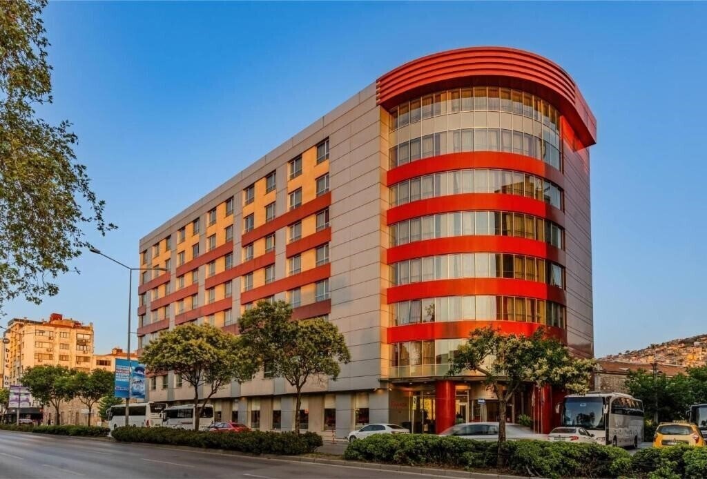 Ramada Plaza by Wyndham Izmir (ex. Ramada Plaza Izmir) 5* қонақ үйі