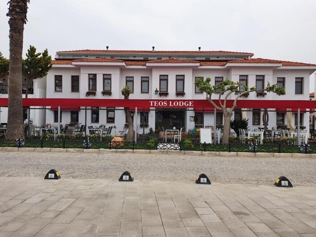 Teos Lodge Pansiyon & Restaurant Boutique 3* фотосуреті