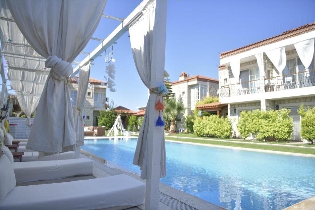 Kemerlihan Deluxe Hotel Boutique 3* суреті