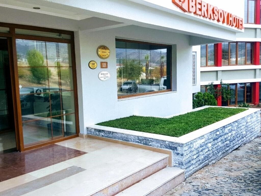 Фото Berksoy Hotel 3*