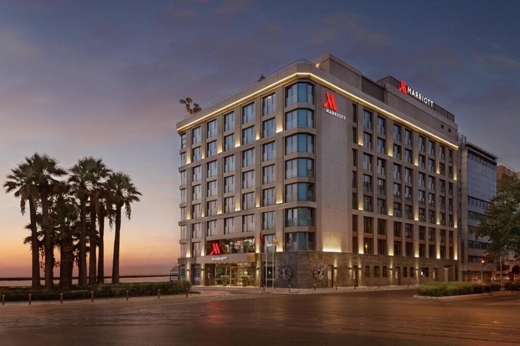 Отель Izmir Marriott Hotel 5*