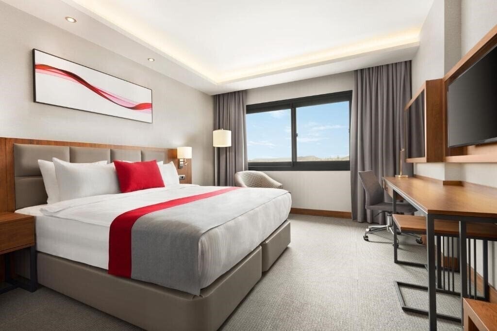 Ramada By Wyndham Izmir Aliaga 4* суреті