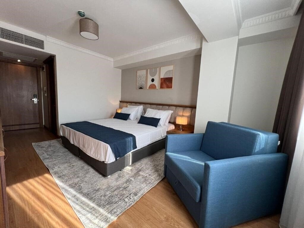 Картинка Istanblu Hotel Izmir 4*