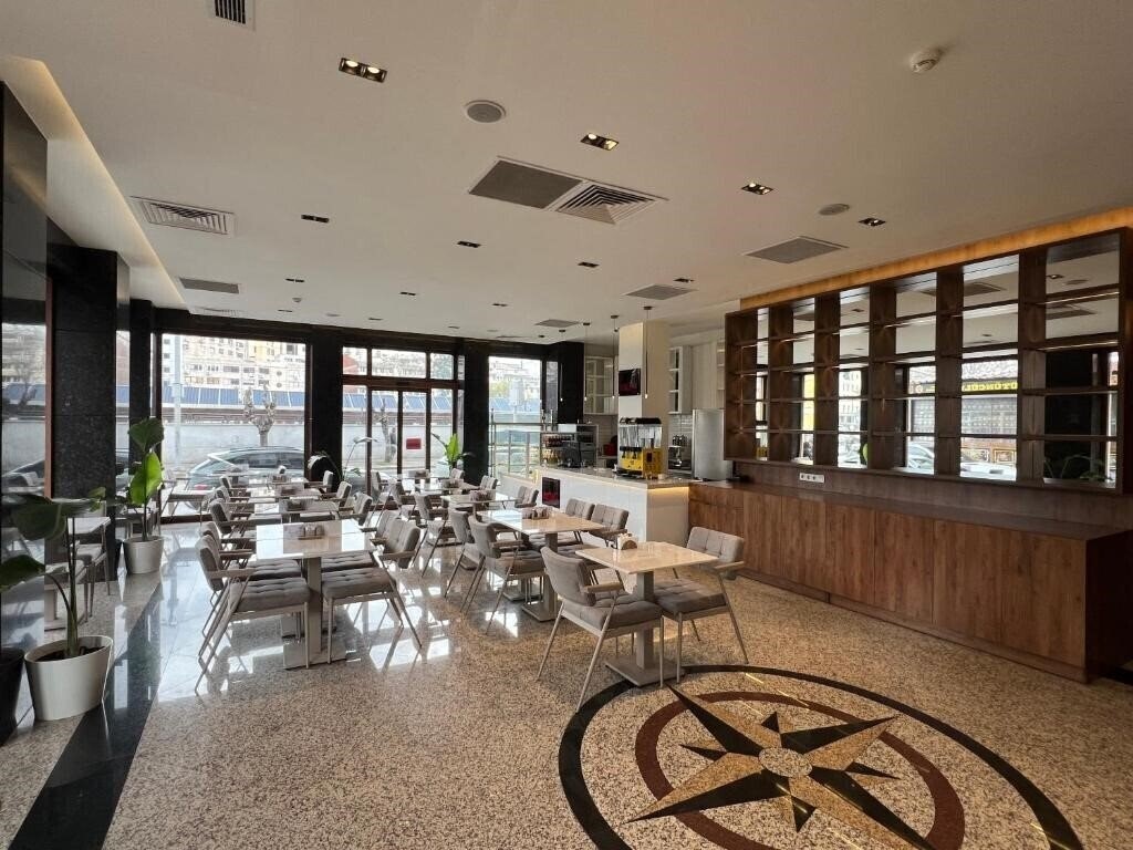 Отель Istanblu Hotel Izmir 4*