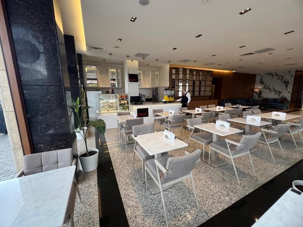 Изображение Istanblu Hotel Izmir 4*