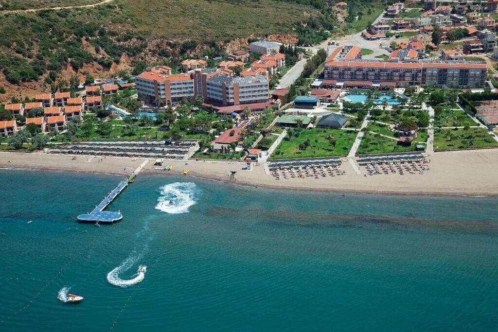 Club Yali Hotels & Resort 5* қонақ үйі