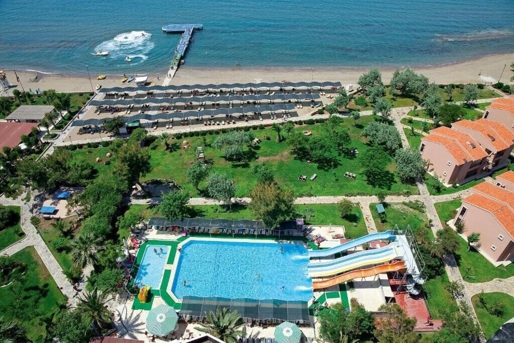 Club Yali Hotels & Resort 5* фотосуреті