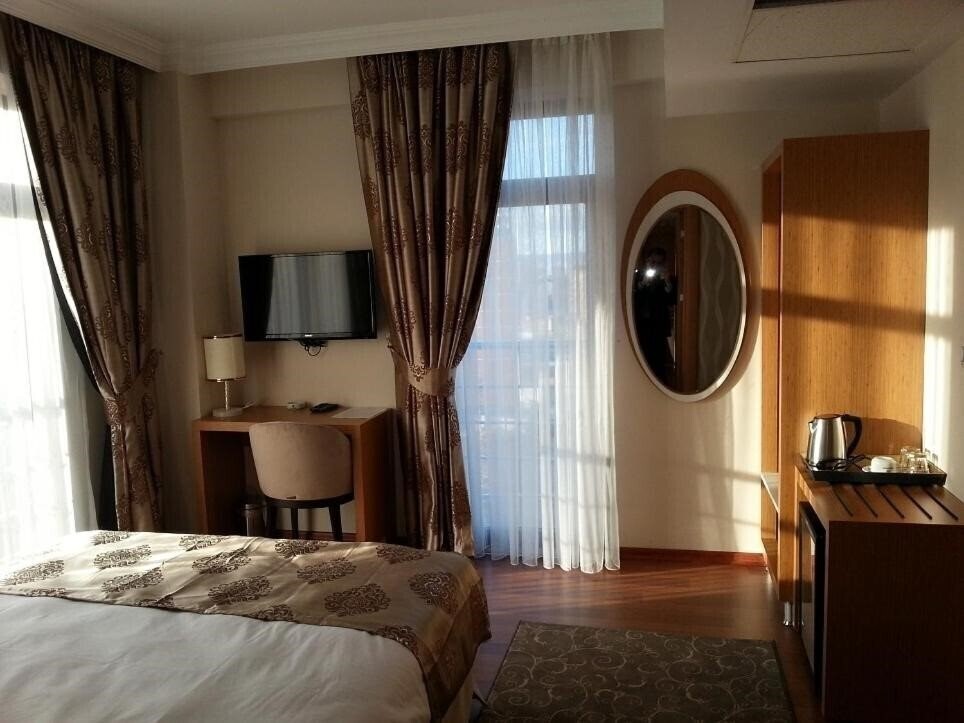 Gevher Hotel 3* фотосуреті