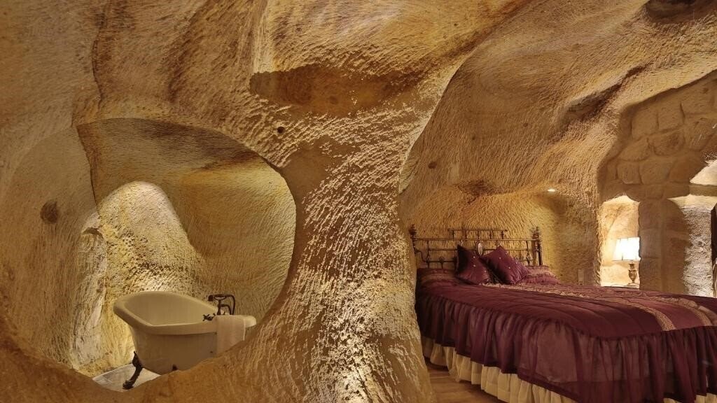 Фотография Golden Cave Suites 4*