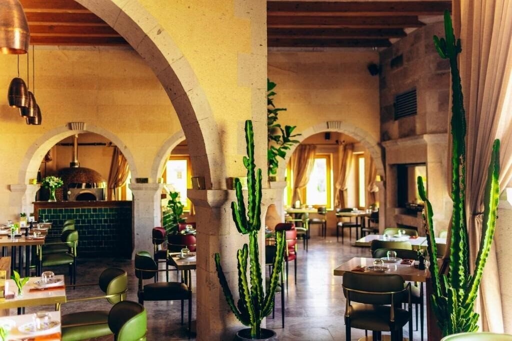 Фотография Millstone Cave Suites 5*